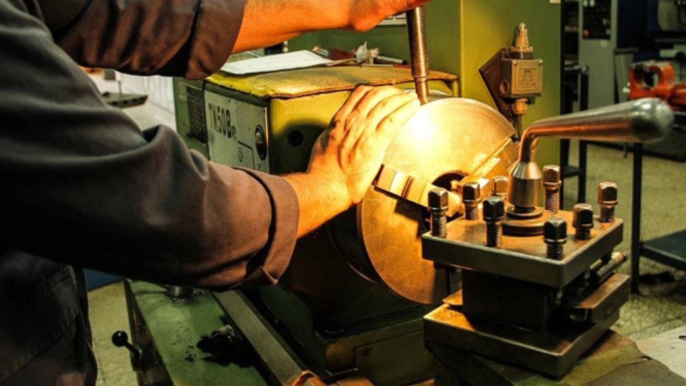 اصول و روش تراشکاری قطعات اصول و روش تراشکاری قطعات