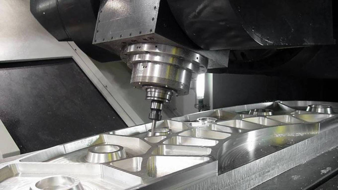 ماشین تراش و استفاده از آن در صنایع متفاوت ماشین تراش و استفاده از آن در صنایع متفاوت