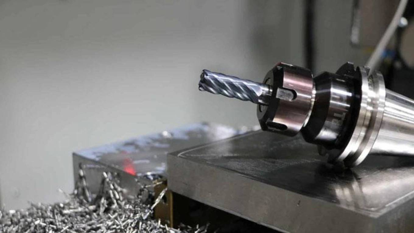 ماشین تراش و استفاده از آن در صنایع متفاوت ماشین تراش و استفاده از آن در صنایع متفاوت